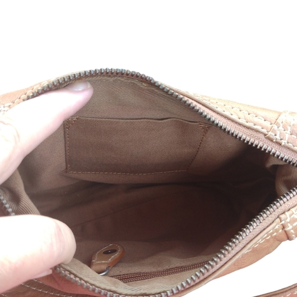 Vintage Wilson's Leather Tan-White Stitch Pocketed Magnetic/Zip Shoulder Purse - Picture 6 of 9